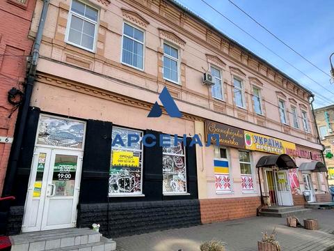 комерційна за адресою Поштова вул. (Горького), 25