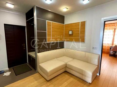 квартира за адресою Райдужна вул., 37