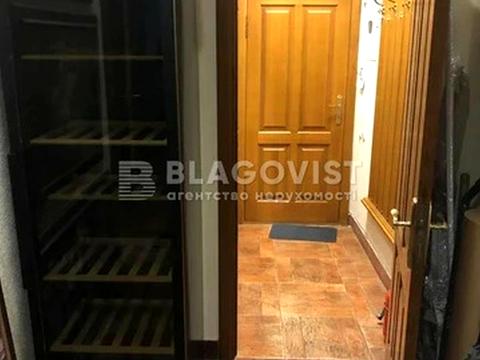 комерційна за адресою Бульварно-Кудрявська вул. (Воровського), 9