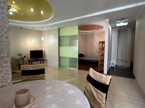 квартира за адресою Академіка Сахарова вул., 86