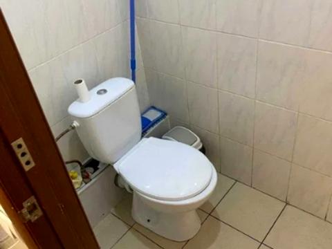 комерційна за адресою Мечникова вул., 10 б
