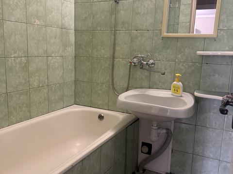 квартира за адресою Володимира Івасюка вул., 2