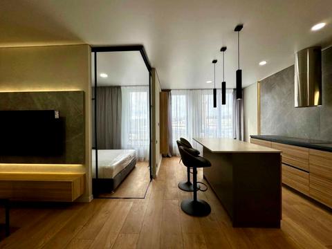 квартира за адресою Космічна вул., 5