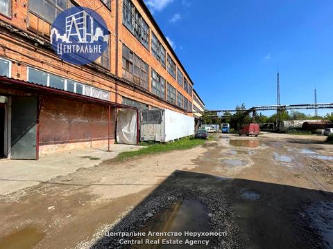 комерційна за адресою Артема вул., 1