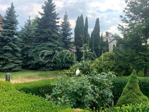 будинок за адресою смт. Козин, Лугова вул., 11