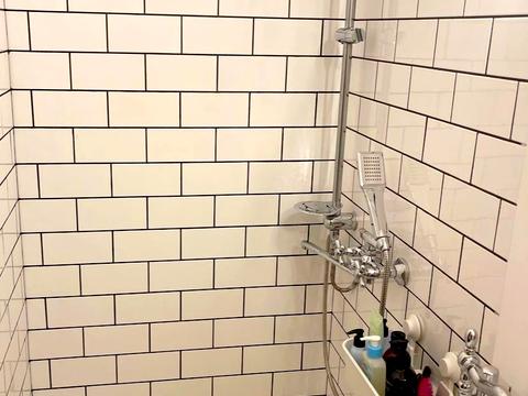 комерційна за адресою Військовий узвіз, 8