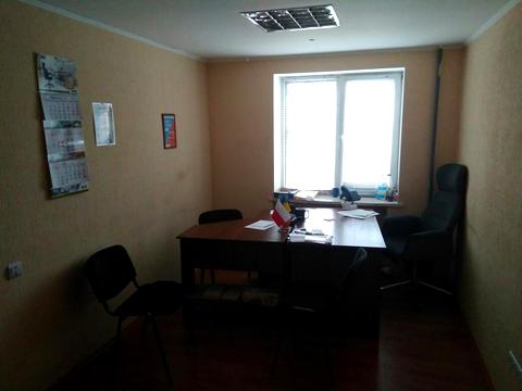 комерційна за адресою М.Жукова, 7б
