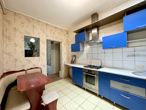 квартира за адресою Павла Скоропадського вул. (Адмірала Макарова), 52