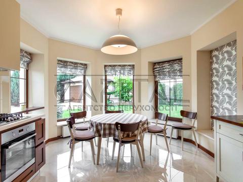 дом по адресу Василя Довгича