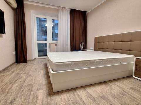 квартира за адресою Дмитра Яворницького просп. (Карла Маркса), 7
