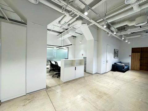 комерційна за адресою Велика Васильківська вул. (Червоноармійська), 1-3/2а