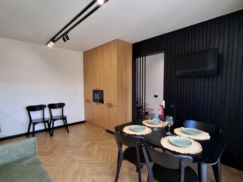 будинок за адресою Олекси Довбуша вул. (Незалежності)