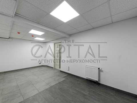 комерційна за адресою Антоновича вул. (Горького), 131