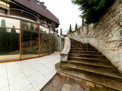 будинок за адресою вул. Локомотивна