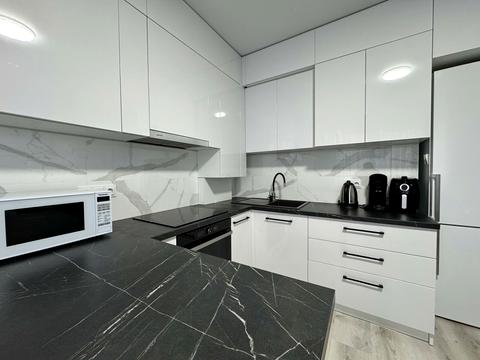 квартира за адресою Володимира Великого, 14