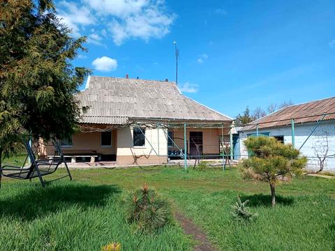 будинок за адресою с. Мишурин Ріг, Набережна