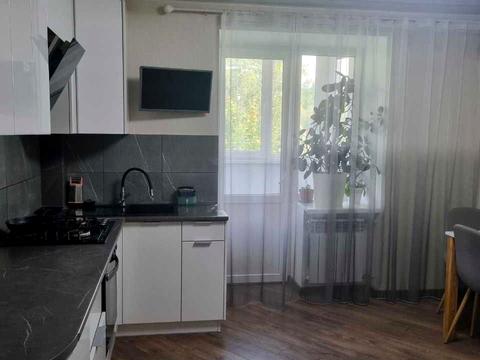 квартира за адресою Соборності вул. (Жовтнева), 50