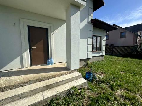 будинок за адресою с. Обарів, Миколаївська, 41а