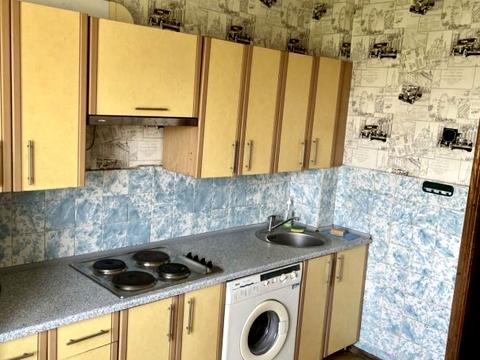 квартира за адресою Середньофонтанська вул., 12а