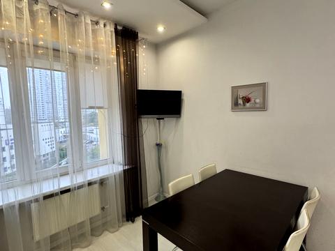 квартира по адресу Андрея Верхогляда ул. (Михайла Драгомирова), 4