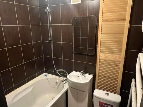 квартира за адресою Дегтярівська вул., 28