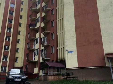 квартира за адресою Стаднікової, 42б