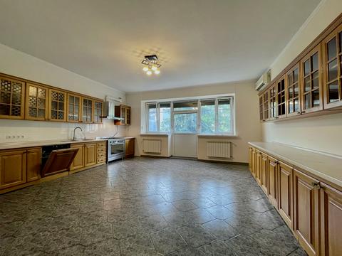 квартира за адресою Пилипівська вул. (Василя Дончука), 7