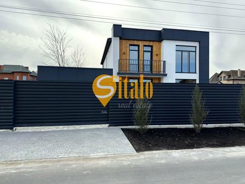 дом по адресу Центральна