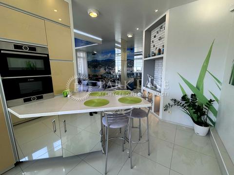 квартира за адресою Степана Рудницького вул. (Академіка Вільямса), 3/7