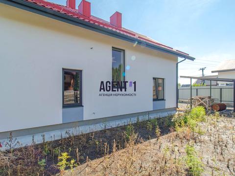 будинок за адресою с. Нові Петрівці, Центральна