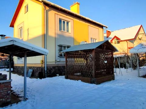 будинок за адресою Винники, Івана Огієнка вул.