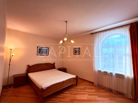 дом по адресу Листопадная ул.