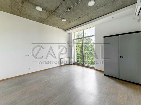 комерційна за адресою Менделєєва вул., 37