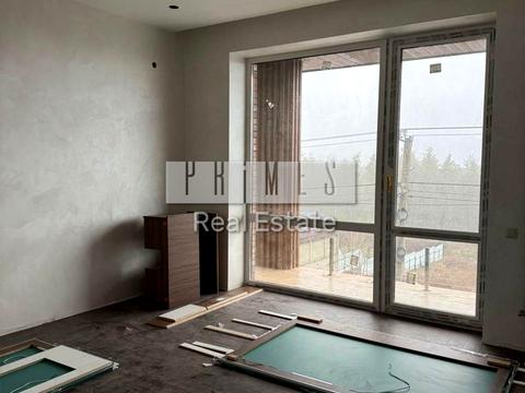 будинок за адресою Набережна вул.