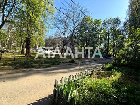 квартира за адресою Космонавтів вул., 33
