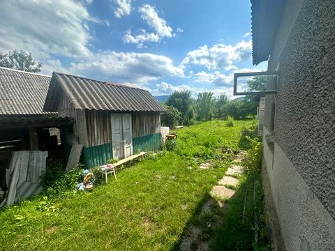 будинок за адресою Центральна