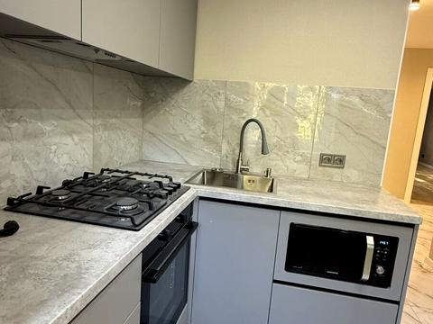 квартира за адресою Алмазна вул., 10