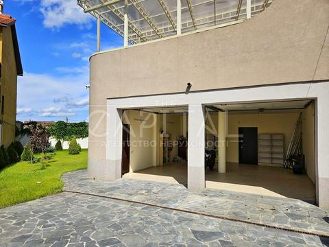 будинок за адресою Добрий Шлях вул.