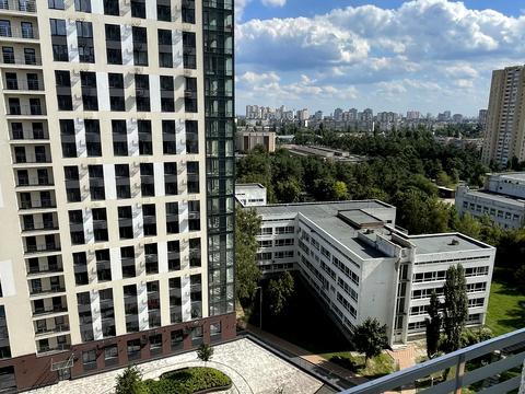квартира по адресу Князя Романа Мстиславича ул. (Генерала Жмаченка), 26