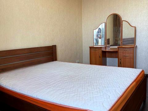 квартира за адресою Академіка Глушкова просп., 15