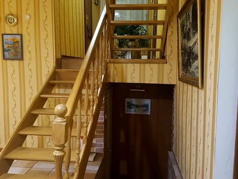 будинок за адресою Українська вул.