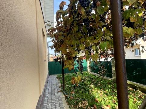 будинок за адресою Дружби