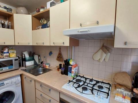квартира за адресою Героїв Космосу вул., 5-А