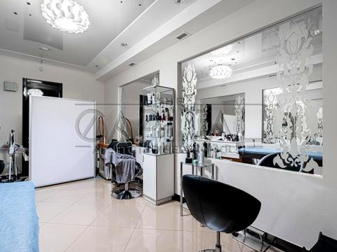комерційна за адресою Турівська вул., 32