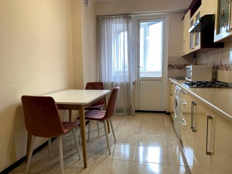 квартира за адресою Базарна вул., 49