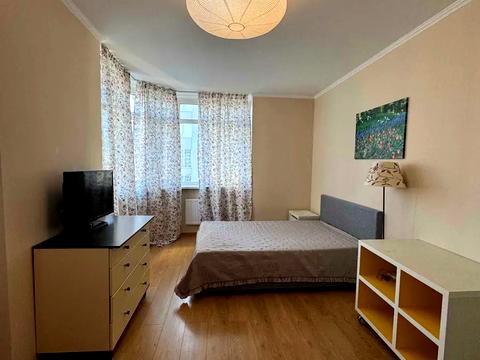 квартира за адресою Феодосійська вул., 1