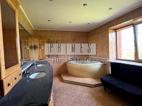 будинок за адресою вишнева