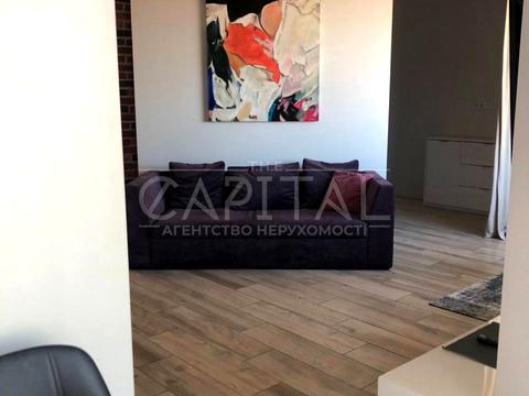 квартира за адресою Миколи Міхновського бульв. (Дружби Народів), 14/16
