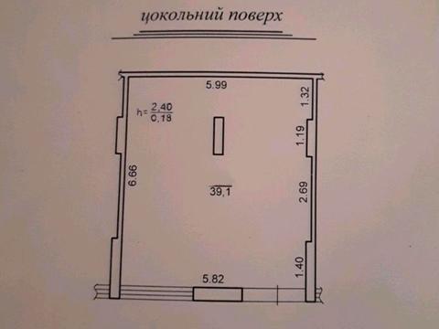 комерційна за адресою Малоголосківська вул., 44