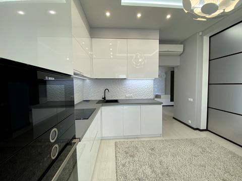 квартира за адресою Андрія Верхогляда вул. (Михайла Драгомирова), 15